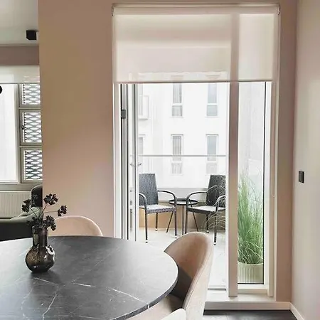 Private Lux 2br & 2ba Center With Free Parking Reykjavik