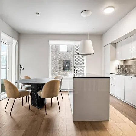 アパート Private Lux 2br & 2ba Center With Free Parking レイキャヴィーク