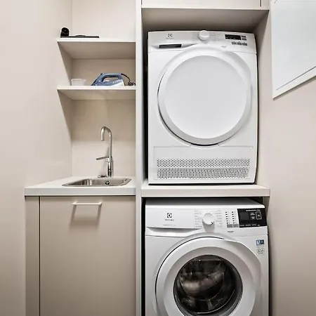 Private Lux 2br & 2ba Center With Free Parking レイキャヴィーク